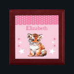 Niedliche Tigerstars tragen den Namen Pink Keesena Erinnerungskiste<br><div class="desc">Halten Sie die Geschenkboxen für Kinder. Personalisieren mit einem Namen. Mit einem niedlichen Tiger,  Polka Punkte und Sternen in den Farben Rosa und Weiß.</div>