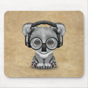Niedliche tragende Kopfhörer Baby-Koala-Bärn-DJ Mousepad