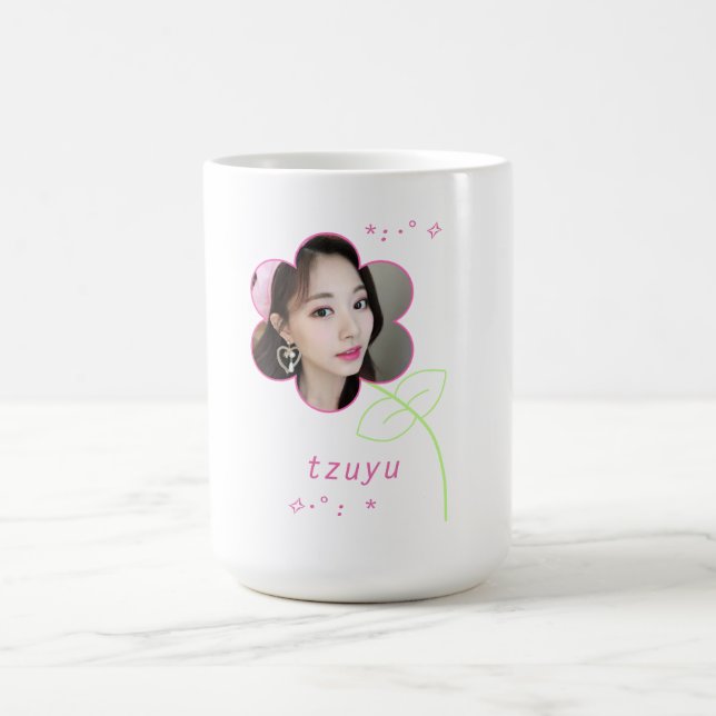 Niedliche Tzuyu Kpop Zweimal Teen Ästhetik Kaffeetasse (Mittel)