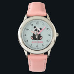 Niedliche und Minimalistische Panda Bärenkinder Armbanduhr<br><div class="desc">Dieses niedliche und unterhaltsame Kinderuhr zeigt eine skurrile Dschungel-Panda-Illustration. Die Armbanduhr bietet Bereiche,  in denen Sie Ihren Mädchennamen in einem minimalistischen und modernen rosa Schriftart hinzufügen können. Ideal für jeden Pandafreund.</div>
