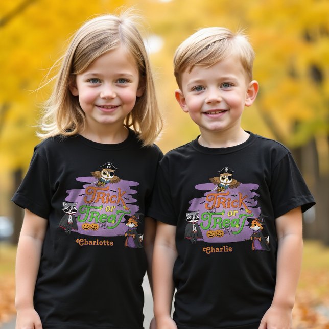 Niedliche Waldtiere Halloween Trick oder Trete T-Shirt (Von Creator hochgeladen)