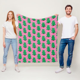 Niedliche Weihnachtsbäume auf Rosa Fleecedecke