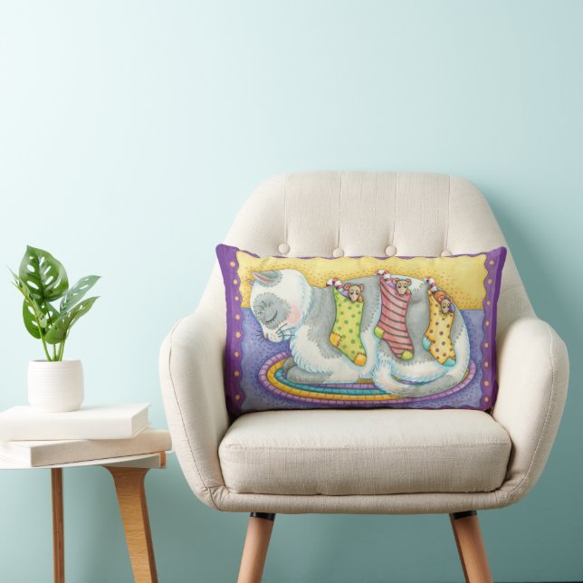 Niedliche Weihnachtskatze Schlafen mit Mäusen in S Lendenkissen (Stuhl )