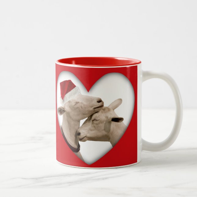 Niedliche Weihnachtsziegen-Paare Zweifarbige Tasse (Rechts)