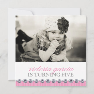 Niedliche Whimsical Kids Party Einladung