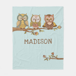 Niedliche Whimsical Owls Moderne Personalisierte M Fleecedecke