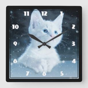 Niedliche White Kitten mit Hübschen Blue Eyes Quadratische Wanduhr