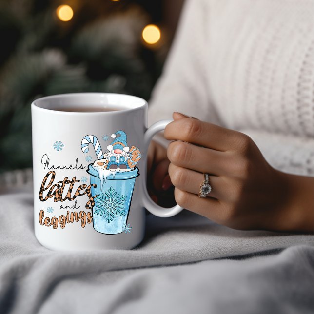 Niedliche Winter Gnome Flannels Lattes Leggings Kaffeetasse (Cute Winter Gnome Flannels Lattes Leggings Coffee Mug)