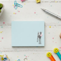 Niedliche Ziege mit rosa Kaugummi