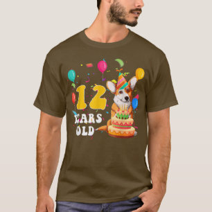 Niedlichen 12 Jahre alter Corgi Hund mehr als 12. T-Shirt