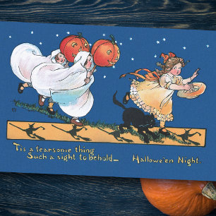 Niedlichen Vintage Kinder, die zu Halloween-Abend Seidenpapier