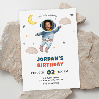 Niedlicher Astronaut Space Foto Geburtstag Einladung