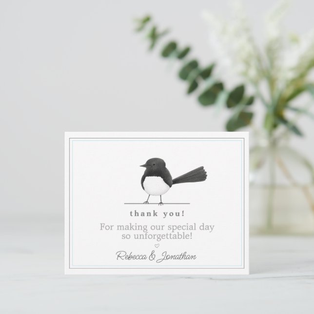 Niedlicher B/W Bird - Einfache, elegante Hochzeit  Mitteilungskarte (Stehend Vorderseite)