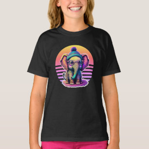 Niedlicher Baby Elephant mit Brille und Beanie T-Shirt