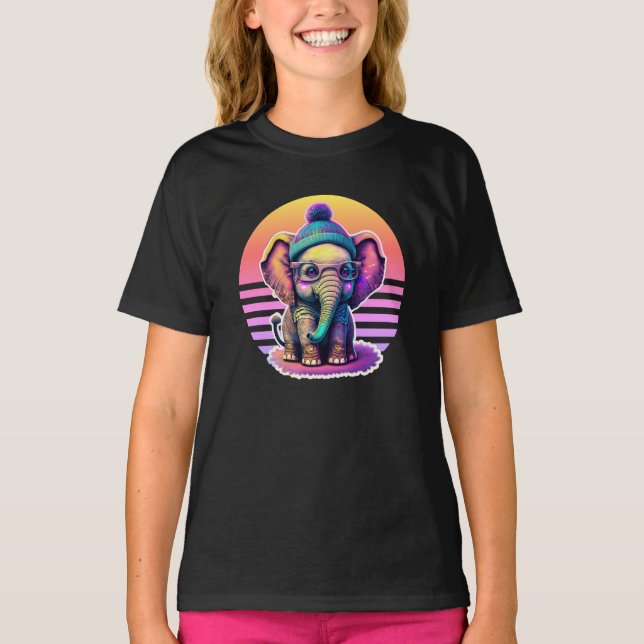 Niedlicher Baby Elephant mit Brille und Beanie T-Shirt (Vorderseite)