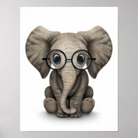 Niedlicher Baby Elephant mit Reading Glasses White