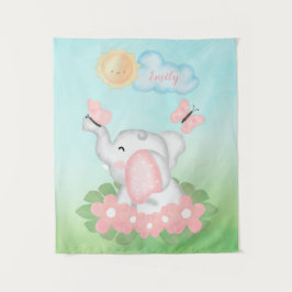 Niedlicher Baby Elephant mit rosa Blume Wandteppich