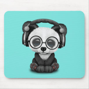 Niedlicher Baby-Panda-tragende Kopfhörer Mousepad