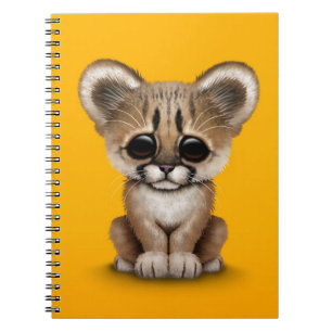 Niedlicher BabyCougar CUB auf Gelb Notizblock