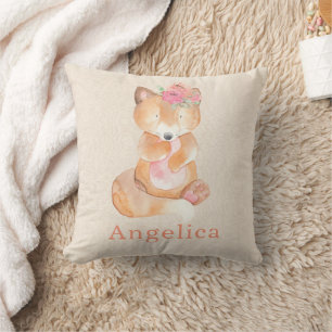 Niedlicher Babyfuß mit Blume Kissen