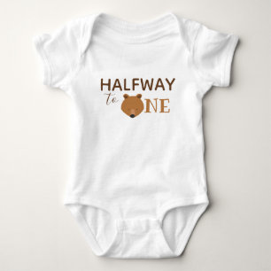 Niedlicher Bär Halbgeburtenbaby Baby Strampler