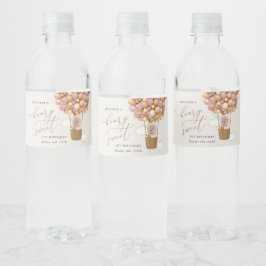 Niedlicher Bär, rosa Balloons, erster Geburtstag Wasserflaschenetikett