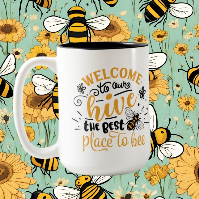 niedlicher Bienenstock Zweifarbige Tasse (Von Creator hochgeladen)