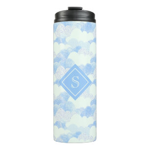 Niedlicher blauer Regen Wolken Monogram Name Therm Thermosbecher