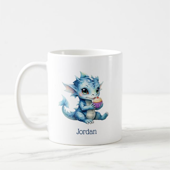 Niedlicher Blue Baby Dragon isst einen Cupcake Kaffeetasse (Links)