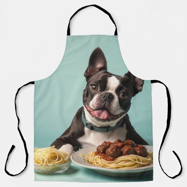 Niedlicher Boston Terrier mit Spaghetti Bolognaise Schürze (Vorderseite)