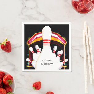 Niedlicher Bowling von einfachen Kindern zum Gebur Serviette