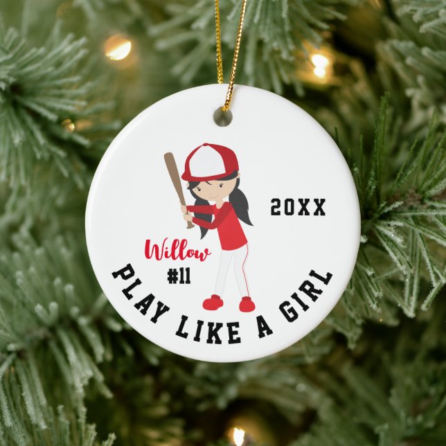 Niedlicher Brünetter Girl Softball Player Weihnach Keramik Ornament (Baum)