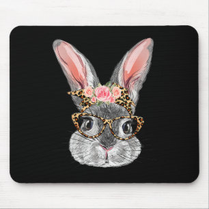 Niedlicher Bunny mit Byndana Gles Leopard Blume Ea Mousepad