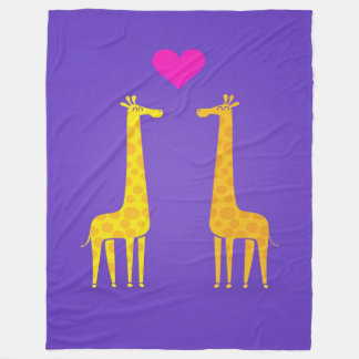 Niedlicher Cartoon Giraffe Couple in Liebe Fleecedecke