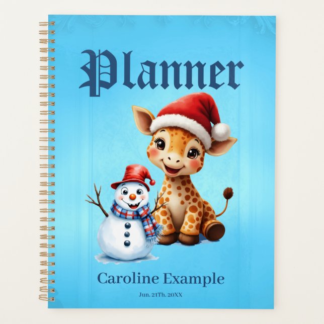 Niedlicher Cartoon Giraffe mit Weihnachtsmannmütze Planer (Vorderseite)