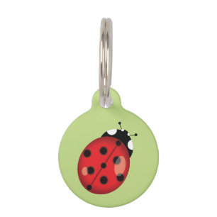 Niedlicher Cartoon Ladybug auf Grün mit Hundinfo Haustiermarke