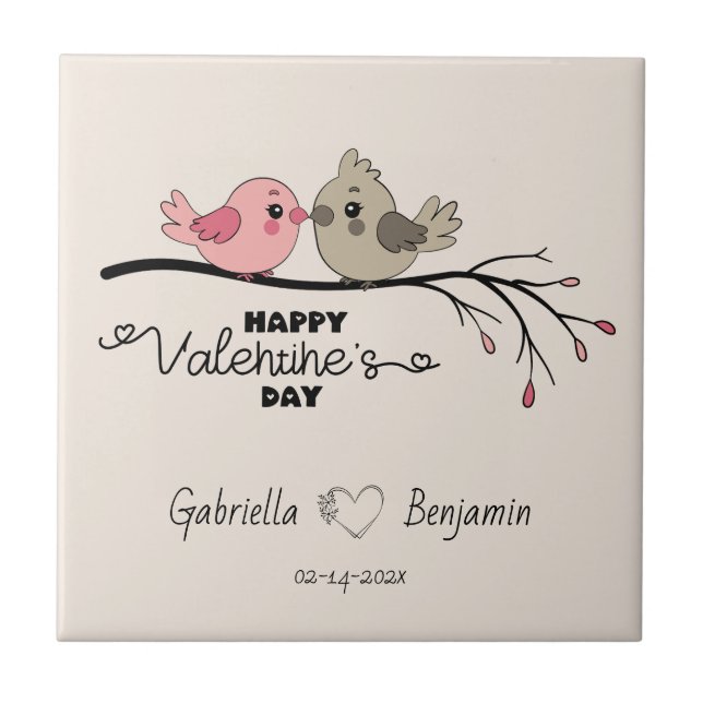 Niedlicher Cartoon Lovebirds auf dem Ast Valentins Fliese (Vorderseite)