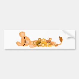 Niedlicher Cartoon Mum Lion und Cubs Autoaufkleber