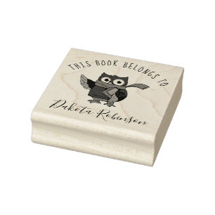 Niedlicher Cartoon Owl Individuelle Name Dieses Bu Gummistempel