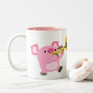 Niedlicher Cartoon Pig Playing Trumpet Tasse