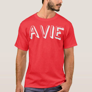 Niedlicher Cartoon Schriftart Vorname Avie Comic T-Shirt