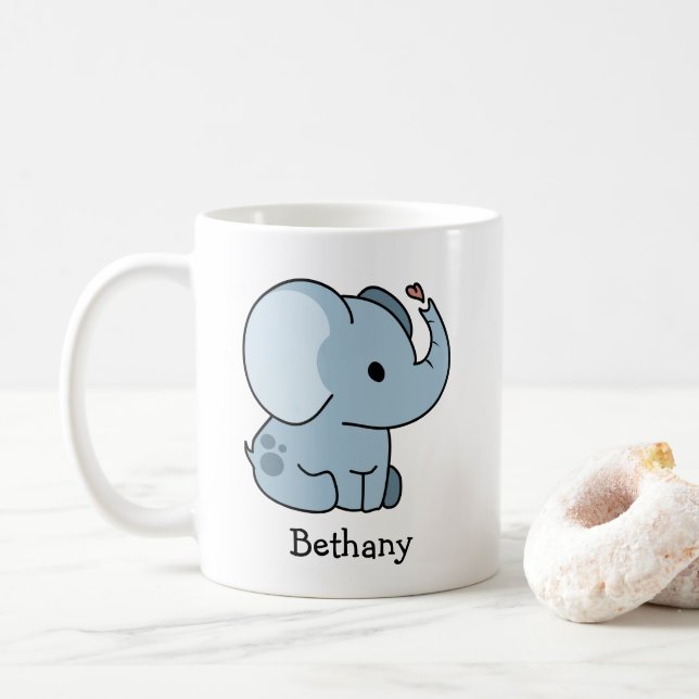 Niedlicher Cartoon Whimsical Elephant Personalisie Kaffeetasse (Mit Donut)