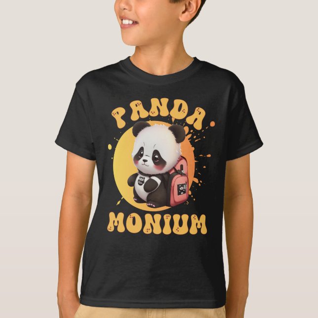 Niedlicher Chibi Kawaii Panda Name School Jahr zur T-Shirt (Vorderseite)