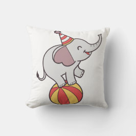 Niedlicher Circus Elephant on Ball - Geburtstagspa Kissen