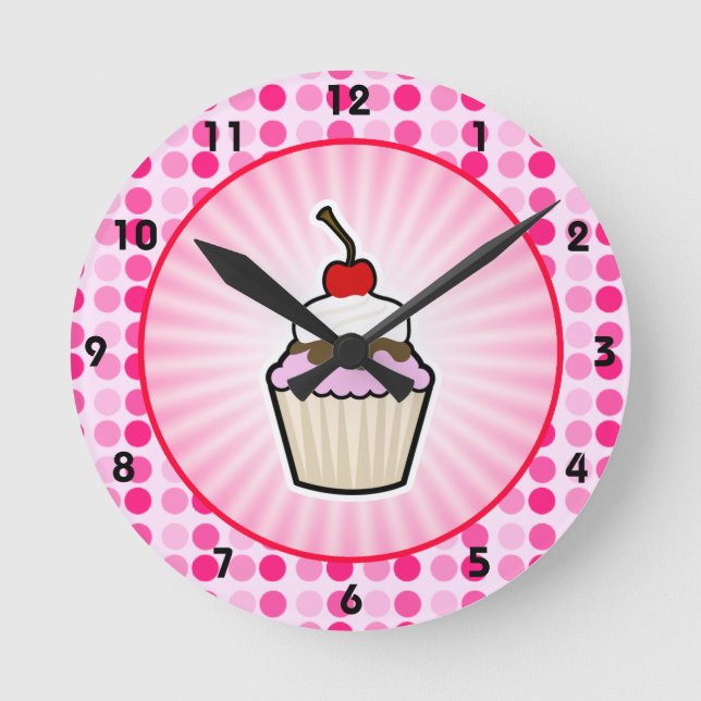 Niedlicher Cupcake Runde Wanduhr (Vorderseite)