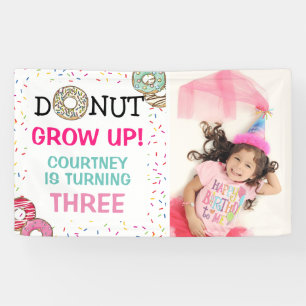 Niedlicher Donut wächst auf   Foto Geburtstag Banner