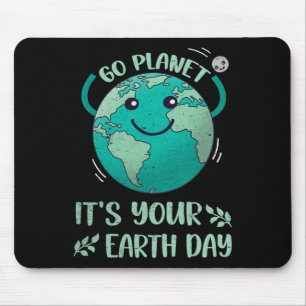 Niedlicher Earth Day Shirt Happy Earth Day 2025 Go Mousepad