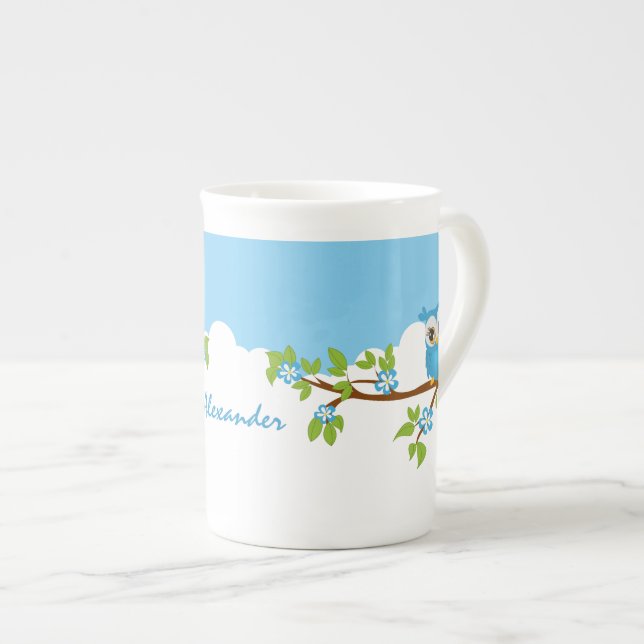 Niedlicher Eulen-Junge auf einer Prozellantasse (Vorderseite Rechts)