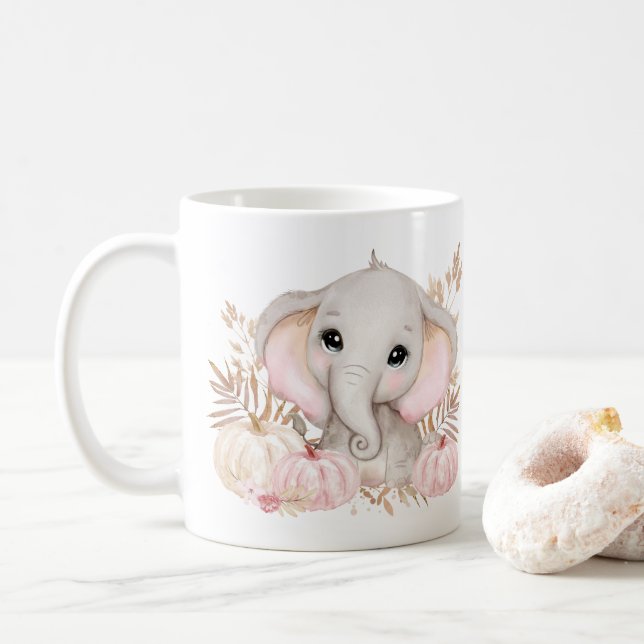 Niedlicher Fall Pink Elephant und Pumpkins Tasse (Mit Donut)