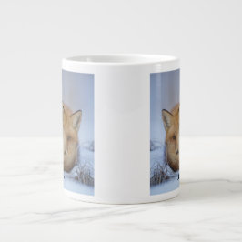 Niedlicher Fox hat das Foto im Winter aufgerissen Jumbo-Tasse
